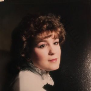 Meet your Posher, Julie